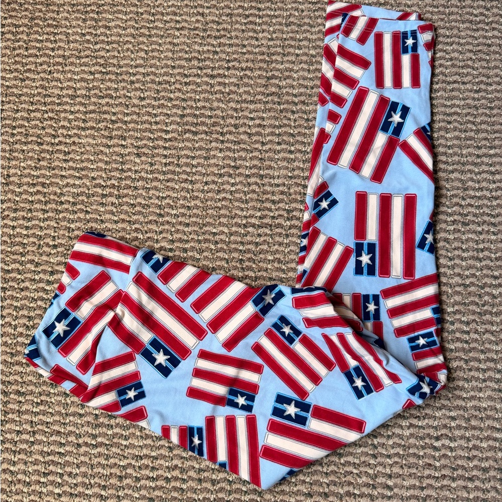 LuLaRoe Red and Blue Flag Leggings